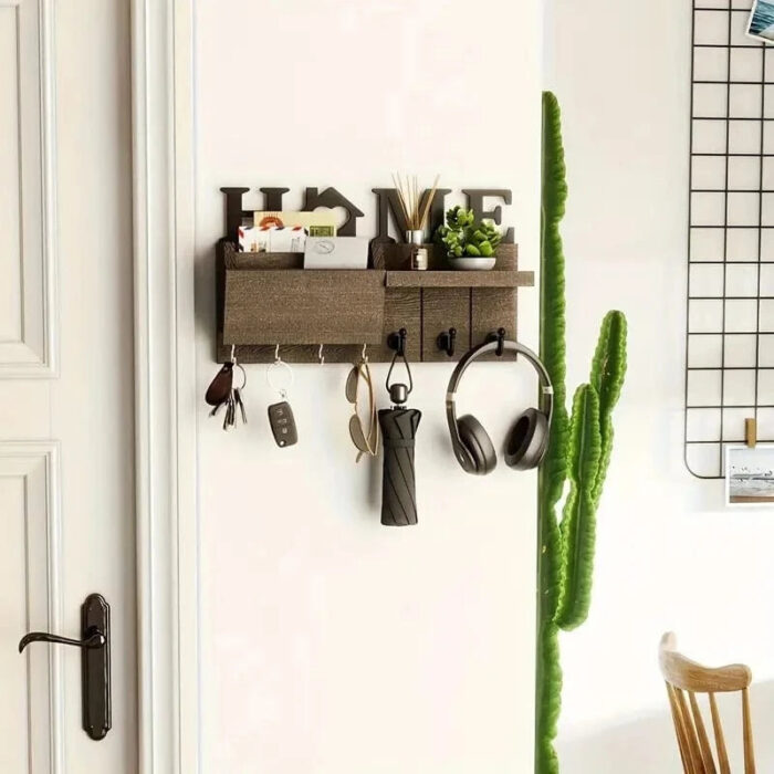 Rangement mural de lettres en bois