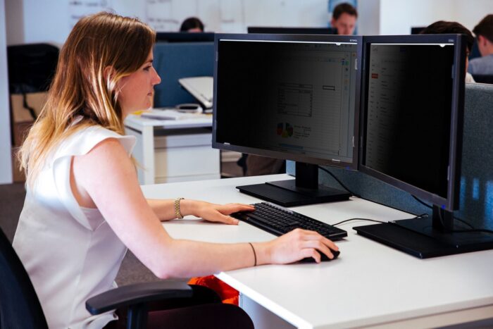 accessoire écran filtre confidentialité